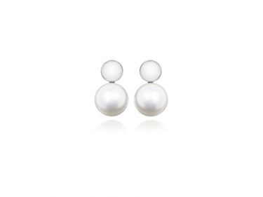 Sterling Silver & Freshwater Pearl Studs