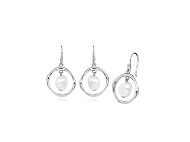Silver & Freshwater pearl drop earrings