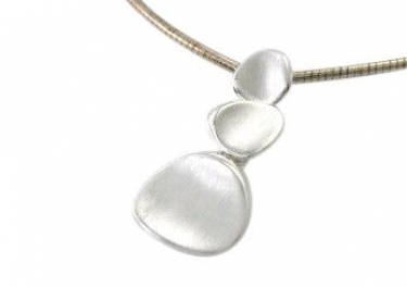 Silver 3 Pebble Pendant