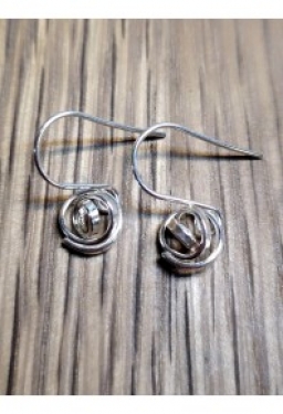 Sterling Silver Mini Q Earrings
